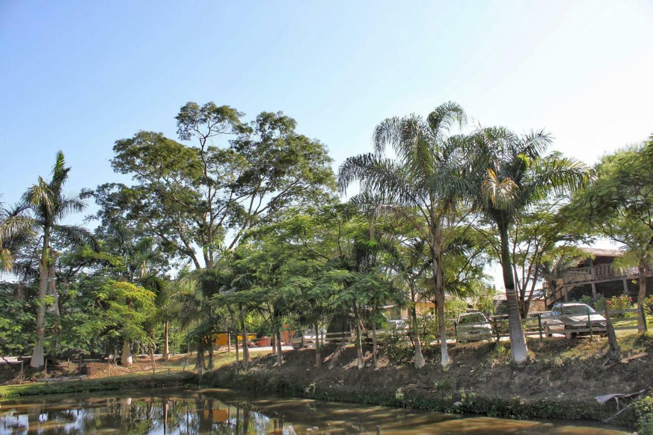 Pousada & Parada Olhos D'Agua Oliveira Fortes Екстериор снимка