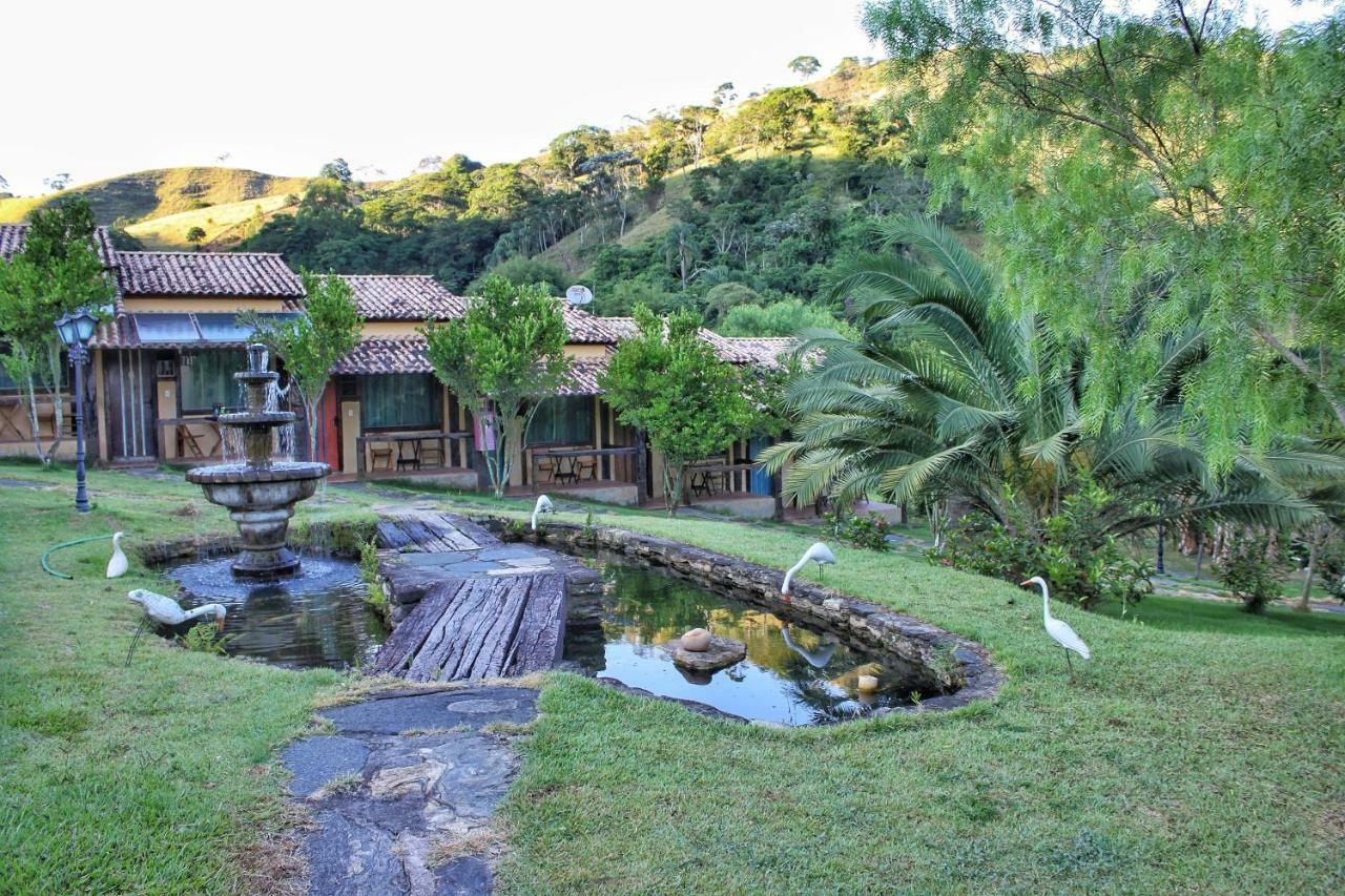 Pousada & Parada Olhos D'Agua Oliveira Fortes Екстериор снимка